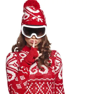 平台服务人员展示专业可靠形象